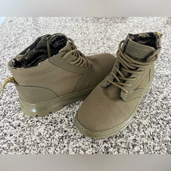 Dr. Martens | Shoes | Dr Martens | Poshmark display picture 1
